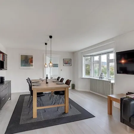 Thorlak - 1km From The Sea By Interhome