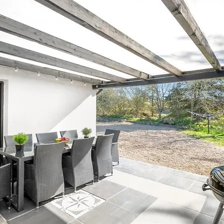 度假居 Thorlak - 1km From The Sea By Interhome *